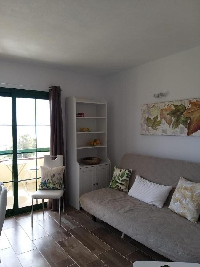 Neu Renoviert! Charmantes Und Gemuetliches Mit Balkon Und Meerblick *